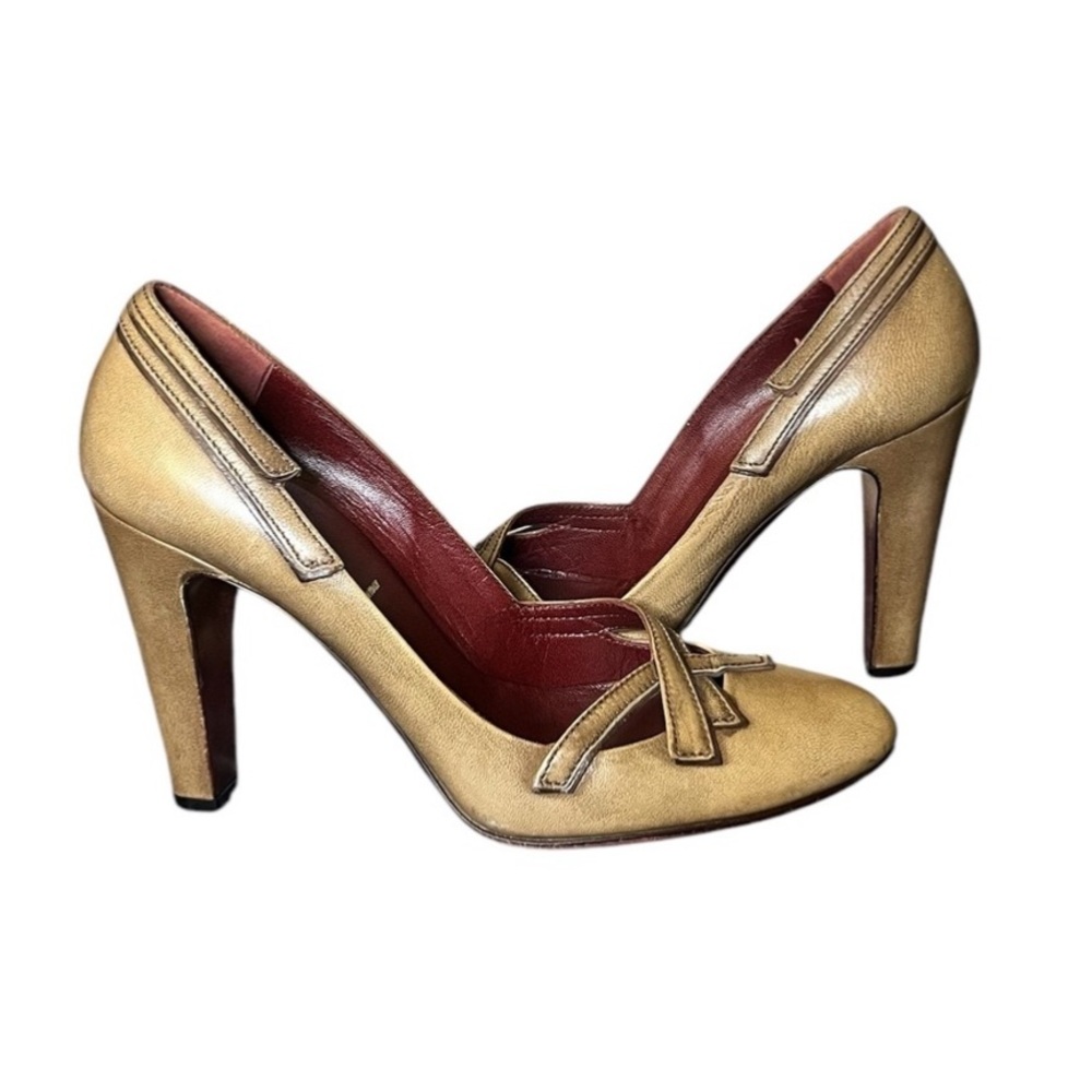 Vintage Prada Pumps